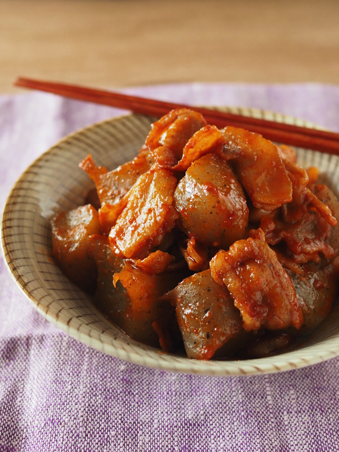 豚バラとこんにゃくのコチュジャン煮