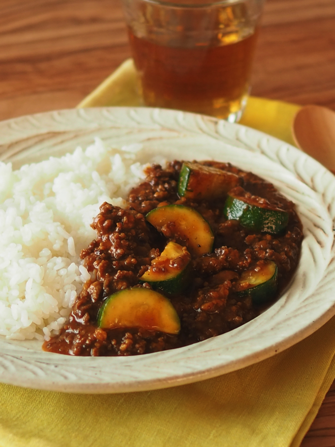 ズッキーニとひき肉のカレー