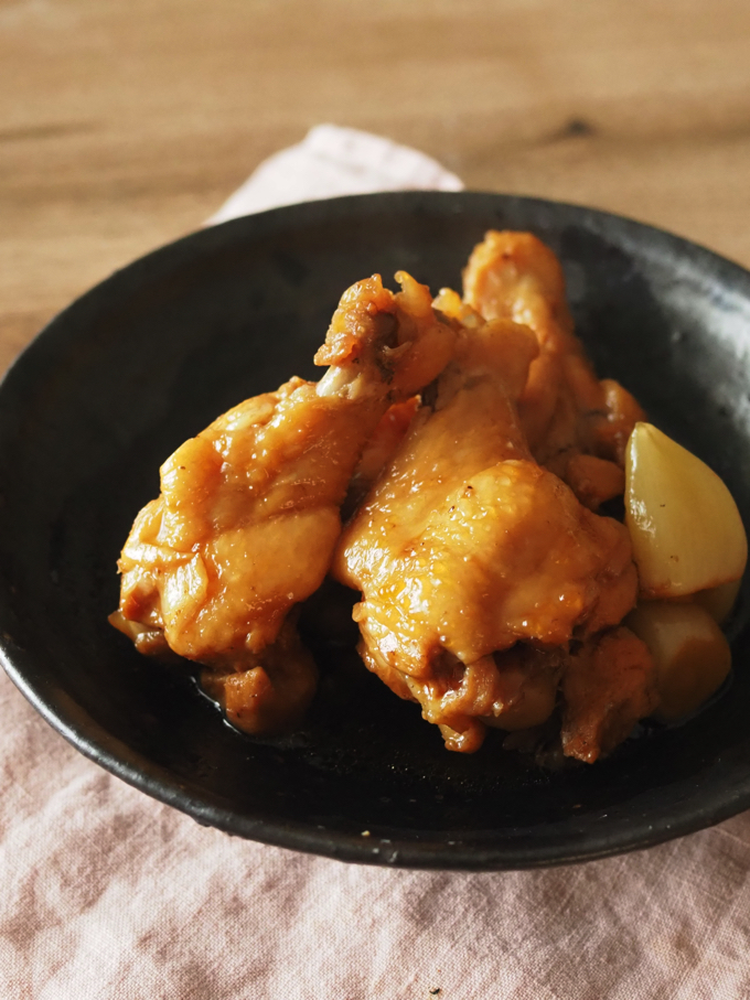 まるごとにんにくと手羽のさっぱり煮