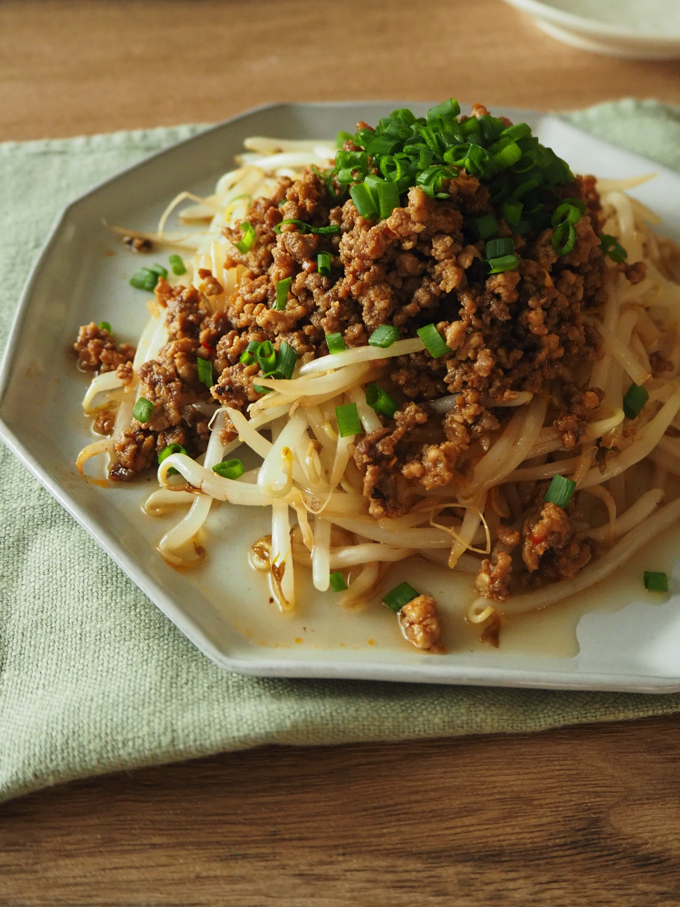 もやしとひき肉の坦々炒め