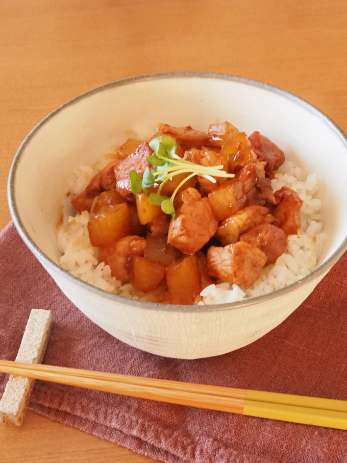 豚と大根のこっくり角煮風丼