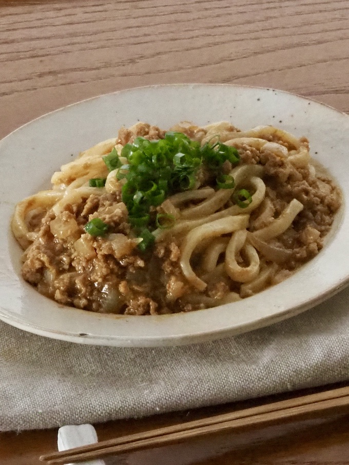 レンチン汁なしカレーうどん