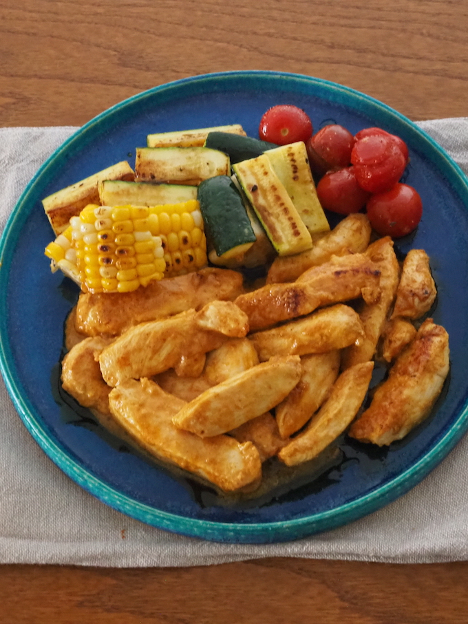 タンドリーチキンと夏野菜グリル添え