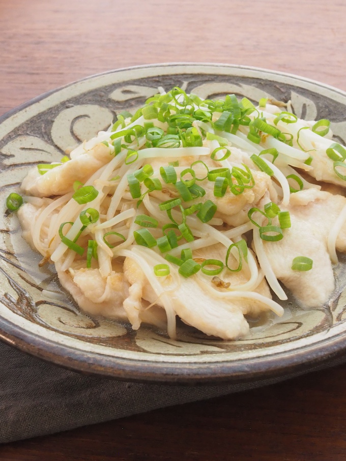 鶏むねともやしの炒めもの