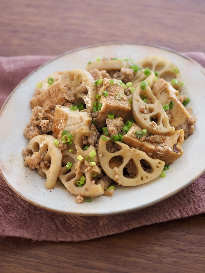 厚揚げとれんこんの中華煮