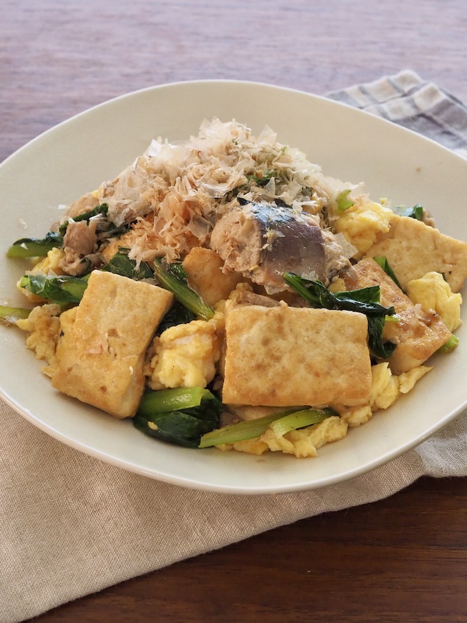 さば缶と豆腐のチャンプルー